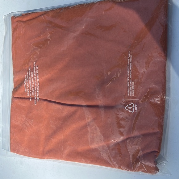 PALACE TRI VOID T SHIRT - Picture 5 of 5